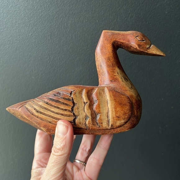 Carved Wooden Folk Art Bird Hand Whittled Outsider Art Farmhouse Decor Rustic - Picture 7 of 8